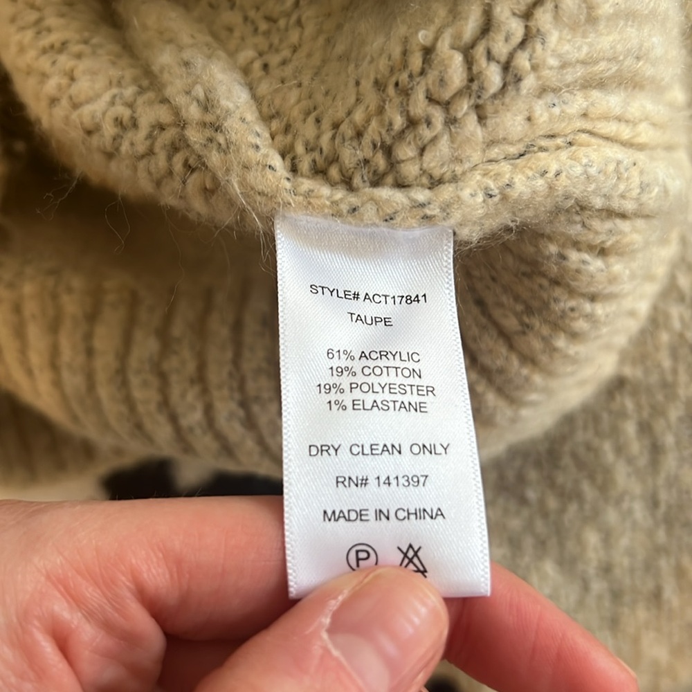 ASTR sweater - Picture 6 of 6